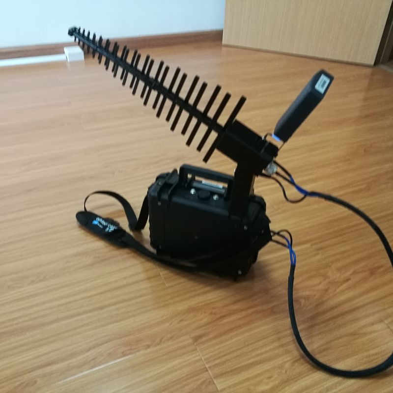 Handheld Drone Jamming Device , 2  Antennas Signal Jammer For Drones